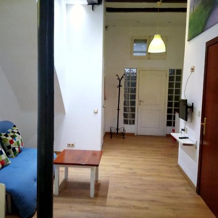Caterina look derecha Apartamento Barcelona Exterior foto