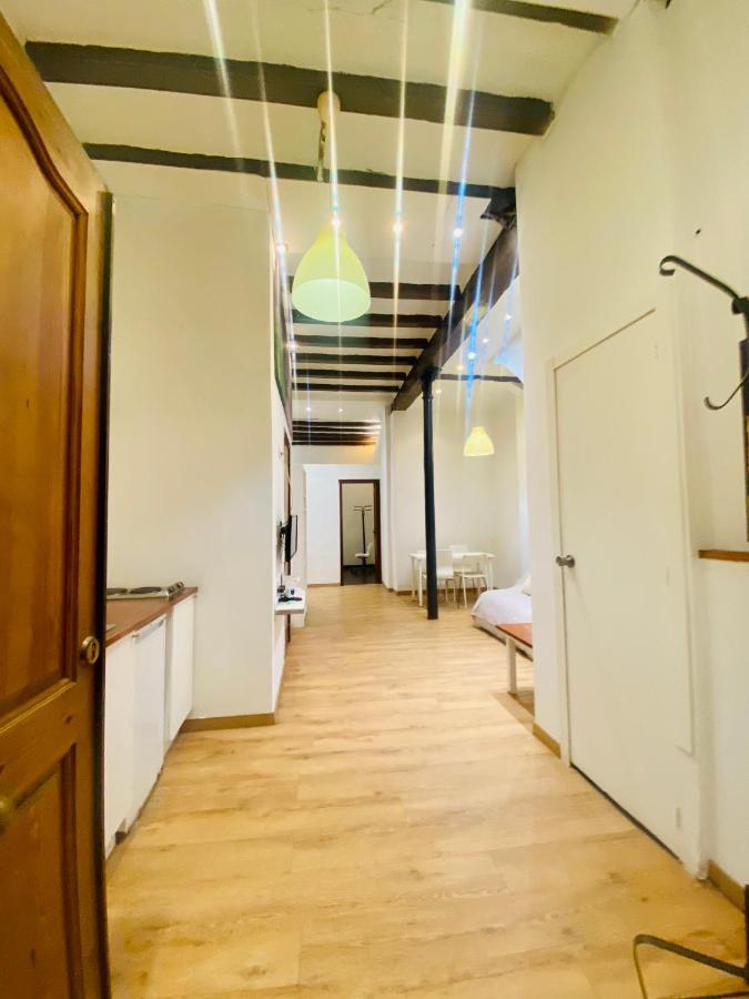 Caterina look derecha Apartamento Barcelona Exterior foto